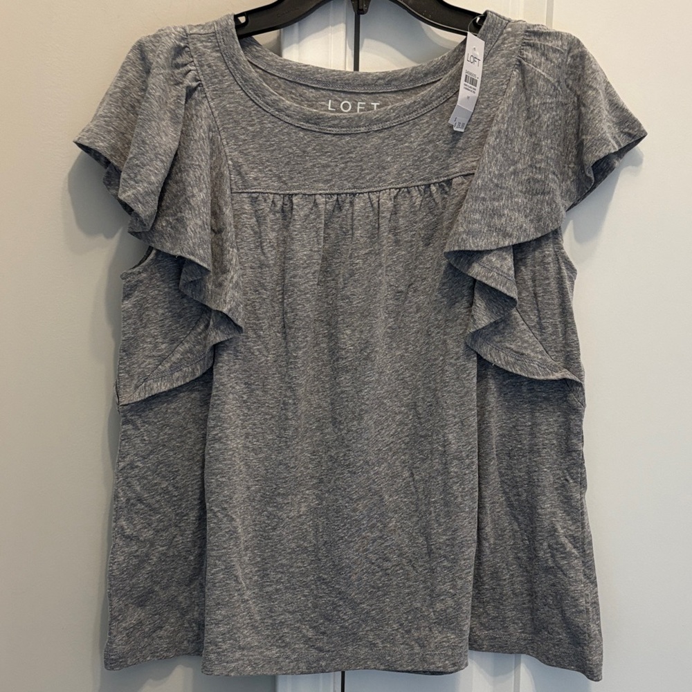 NWT LOFT Heather Gray Ruffle Sleeve Tee